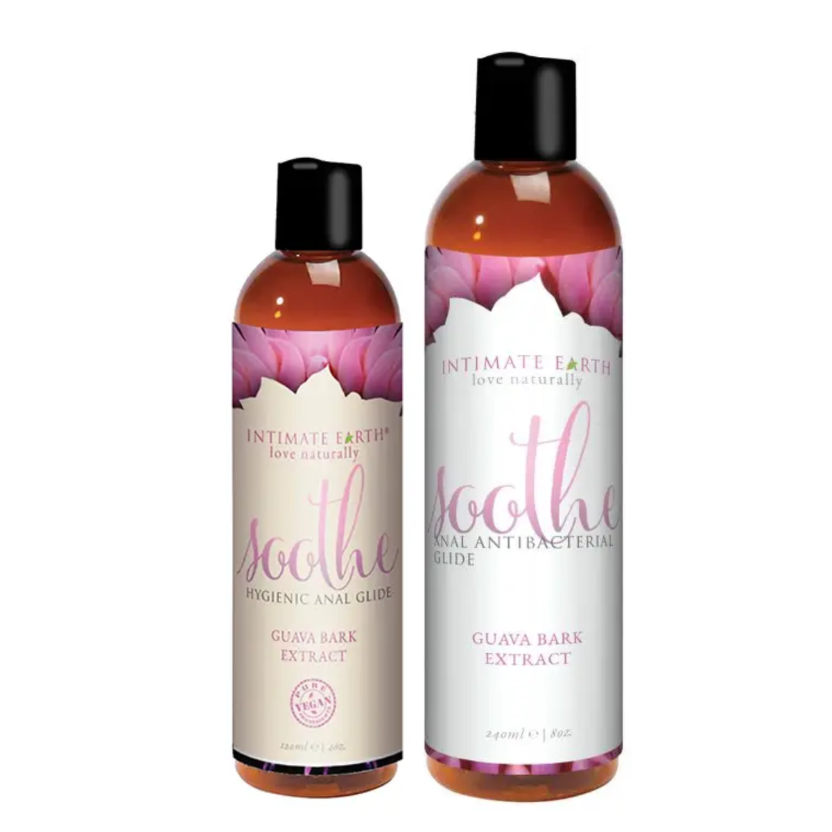 Size comparison view showing the 120 ml (4 fl oz) and 240 ml (8 fl oz) amber bottles of Intimate Earth Soothe antibacterial anal glide standing side by side. Imagen principal del producto