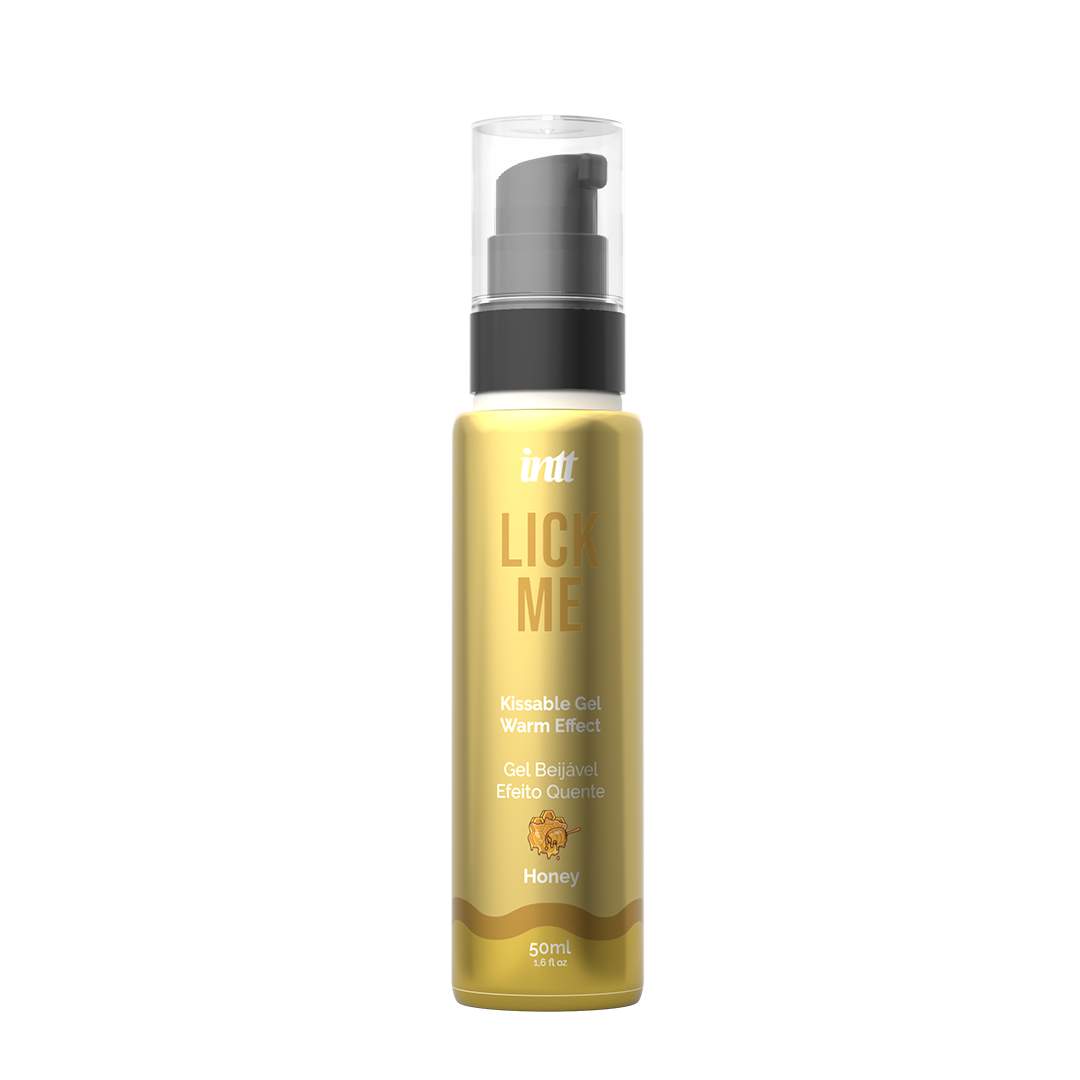 Gold bottle with black cap on a white background Imagen principal del producto